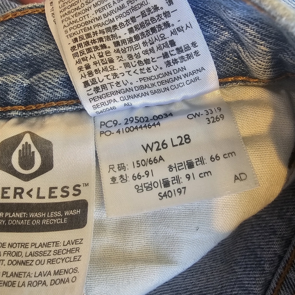 Leviās 501 Skinny Jeans Distressed Light Wash Button Fly W26 L28 - Picture 8 of 8